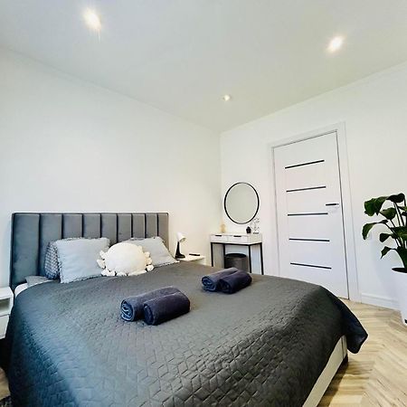 Szep Erno Vip Apartman Хайдусобосло Экстерьер фото